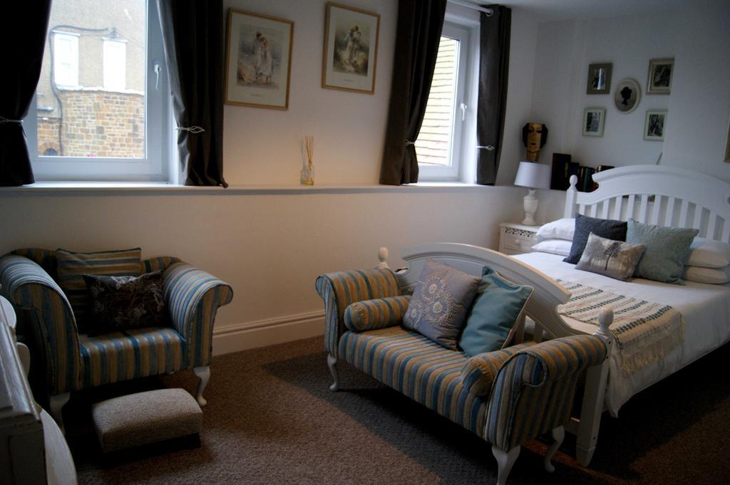 Sunset Guest House Hunstanton Esterno foto A room at the hotel