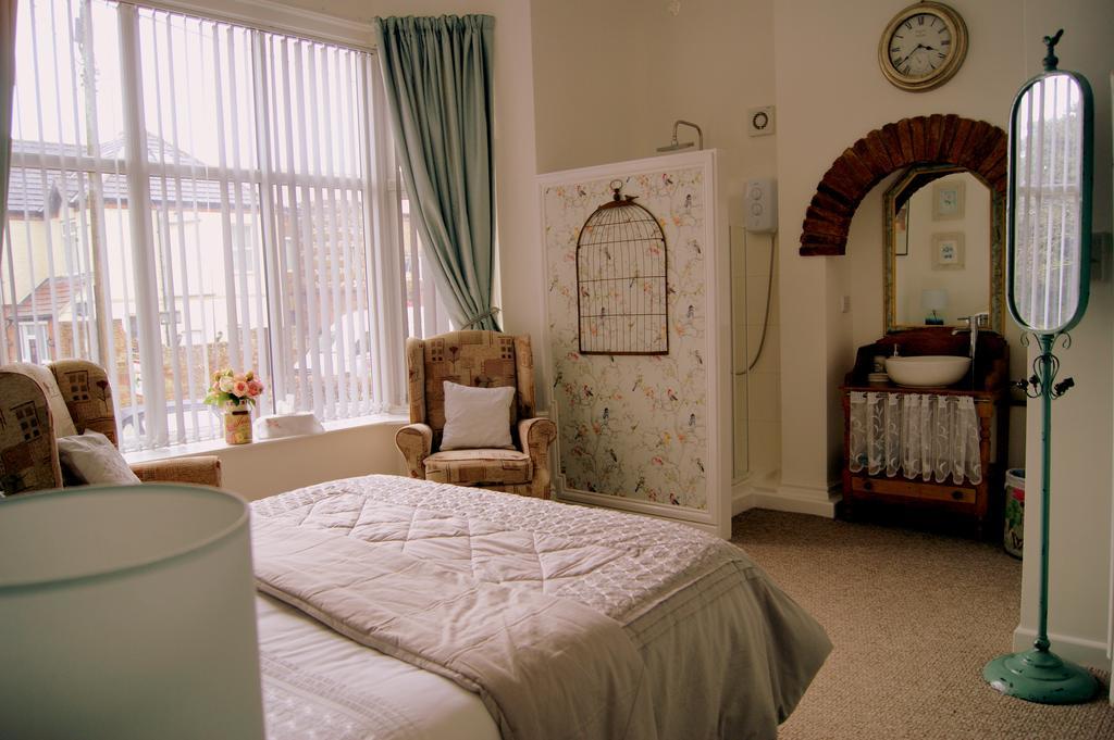 Sunset Guest House Hunstanton Esterno foto A typical bedroom